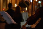 2009-10-28, Octubre, A Coruña, Riego de Agua, Violinista, Celia, Naranja, Blanco, Marrón, Dorado