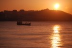 2010-04-11, Abril, A Coruña, Mar, Orzán, Paseo Marítimo, Negro, Naranja