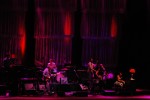 2010-07-14, Julio, Vigo, Castrelos, Norah Jones, Conciertos, Negro, Violeta, Naranja, Rojo, Noche